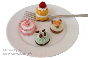 Hæklede flødekager - Mini Cakes